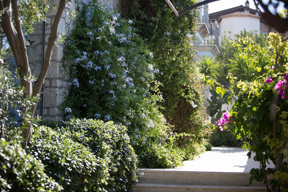 Lale Lodge Hotel Alaçatı Exterior foto
