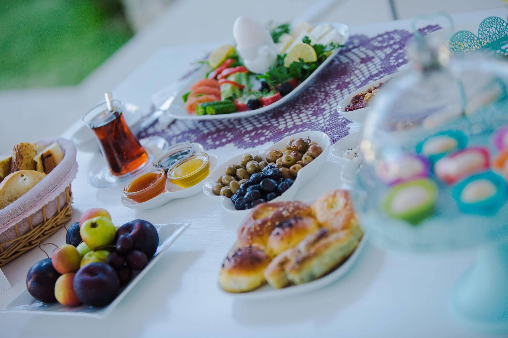 Lale Lodge Hotel Alaçatı Exterior foto